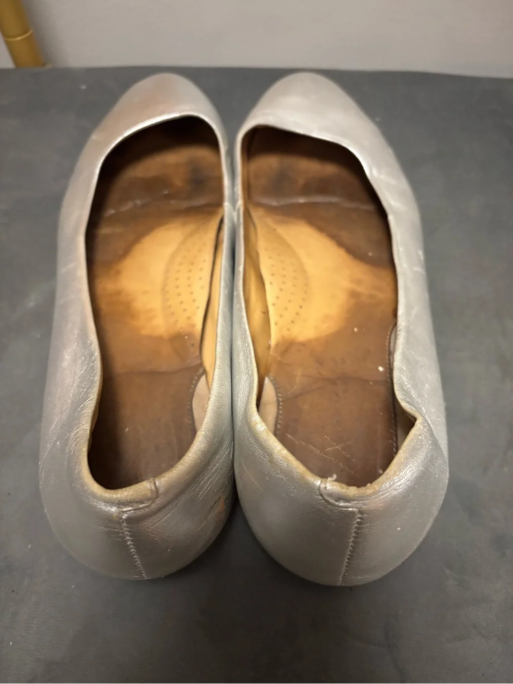 Eurico sleek metallic